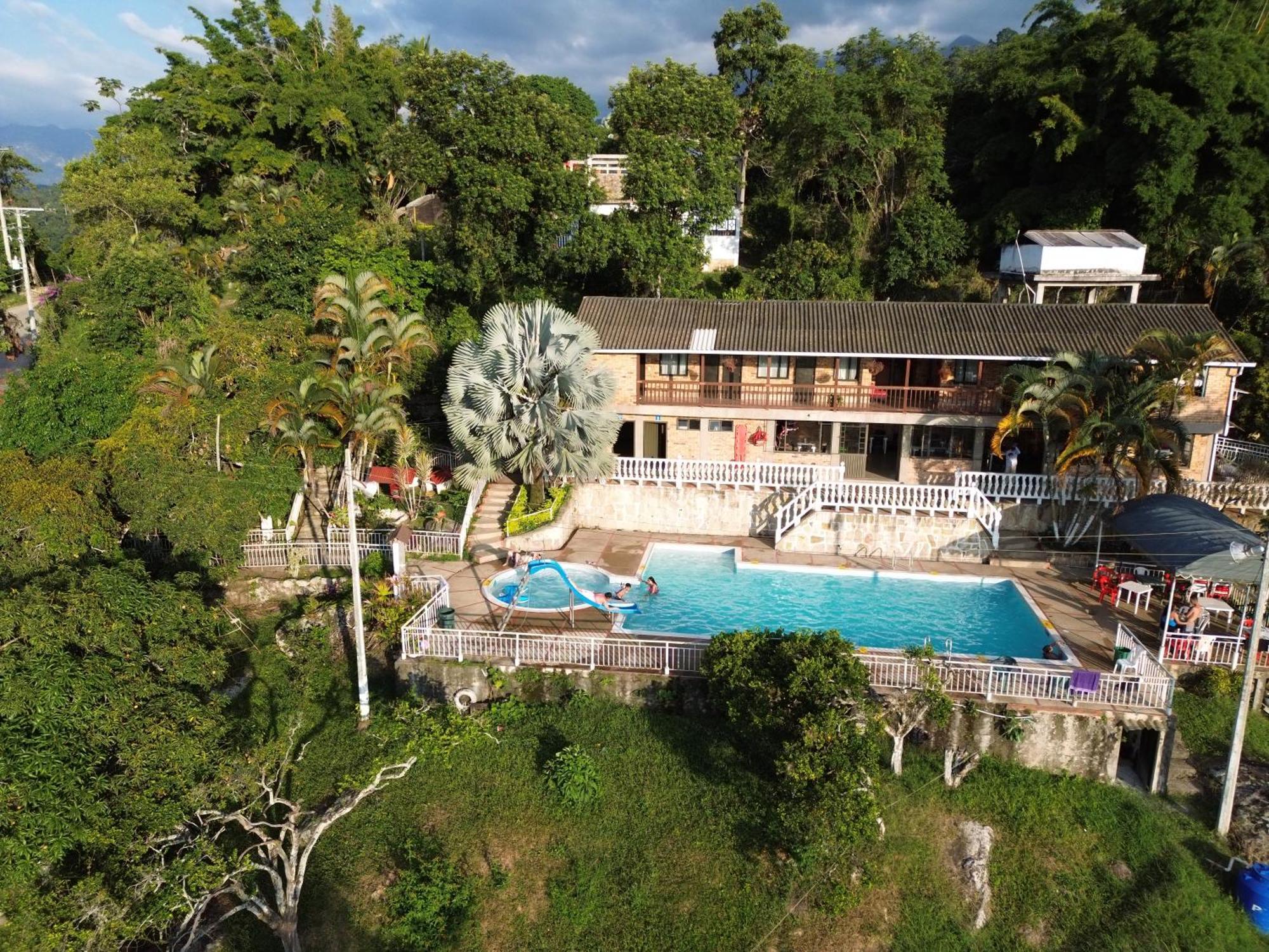 Campestre La Union En Mesitas *